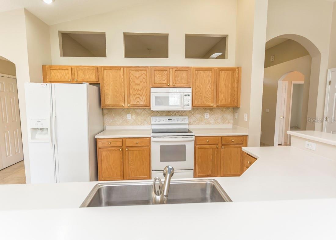 Image 21 of 58 For 23836 Hastings Way