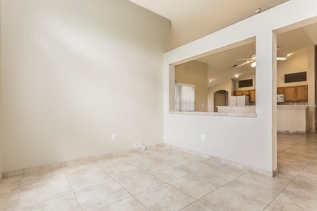 Image 33 of 58 For 23836 Hastings Way