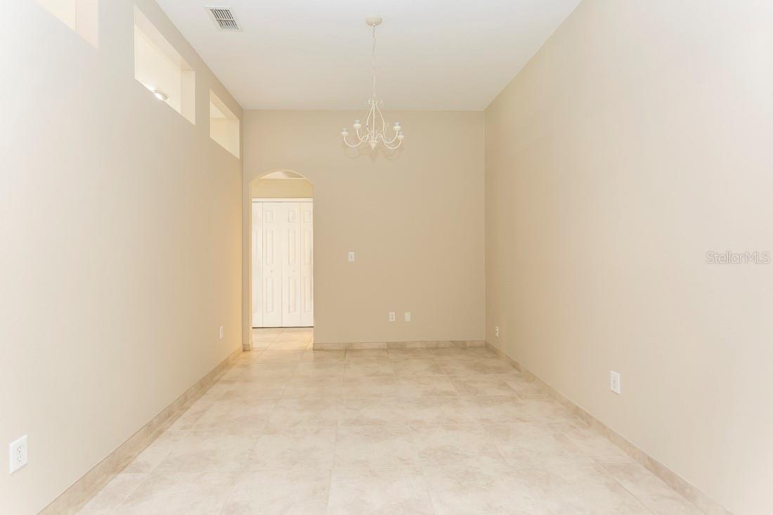Image 9 of 58 For 23836 Hastings Way