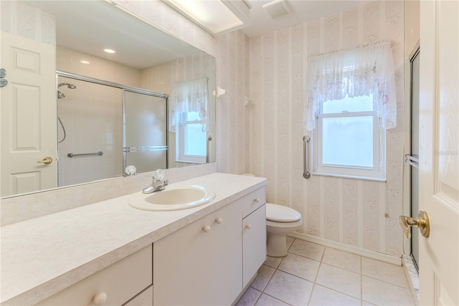 Image 45 of 75 For 2483 Misty Meadow Court