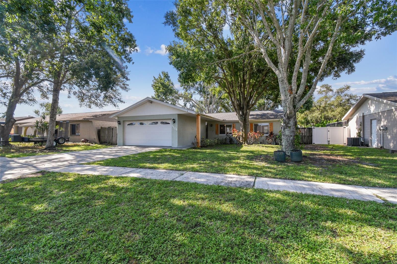 Details for 8104 Candlewoode Drive, LARGO, FL 33773