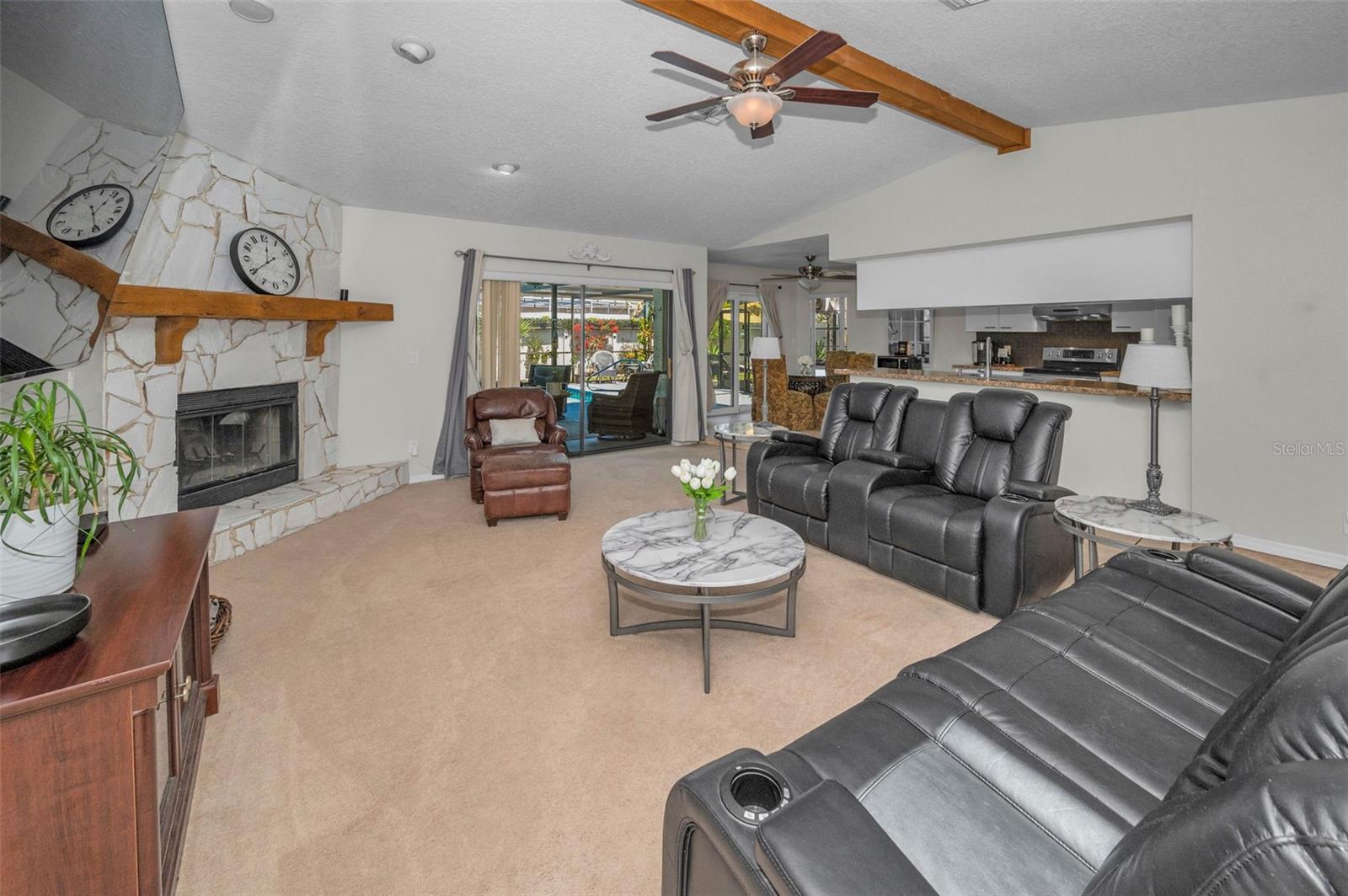 Image 17 of 67 For 9525 Via Segovia