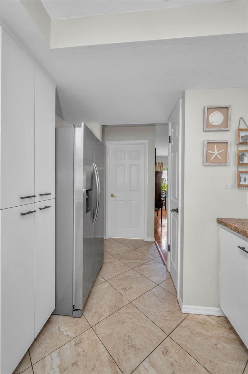 Image 24 of 67 For 9525 Via Segovia