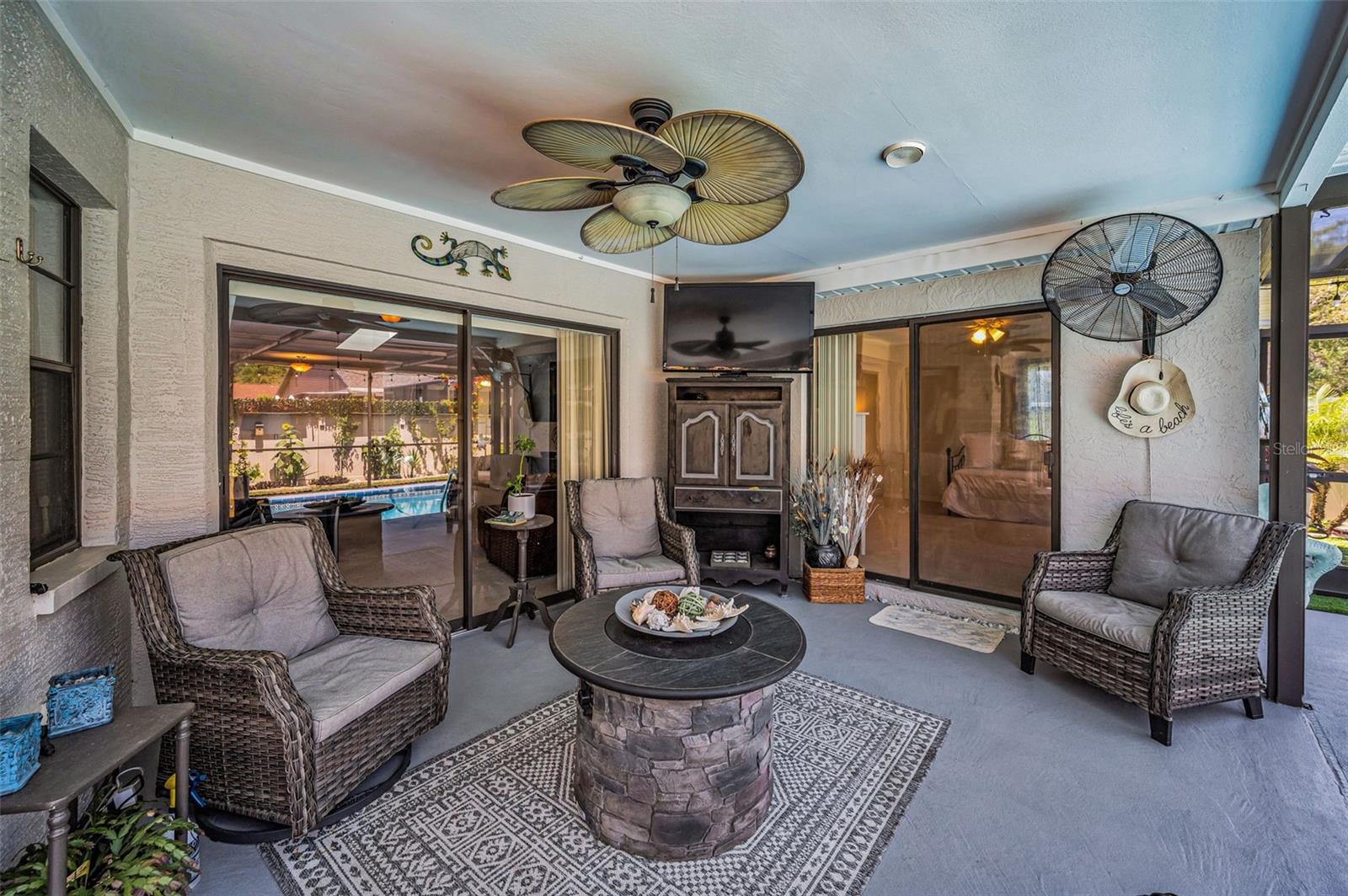 Image 43 of 67 For 9525 Via Segovia