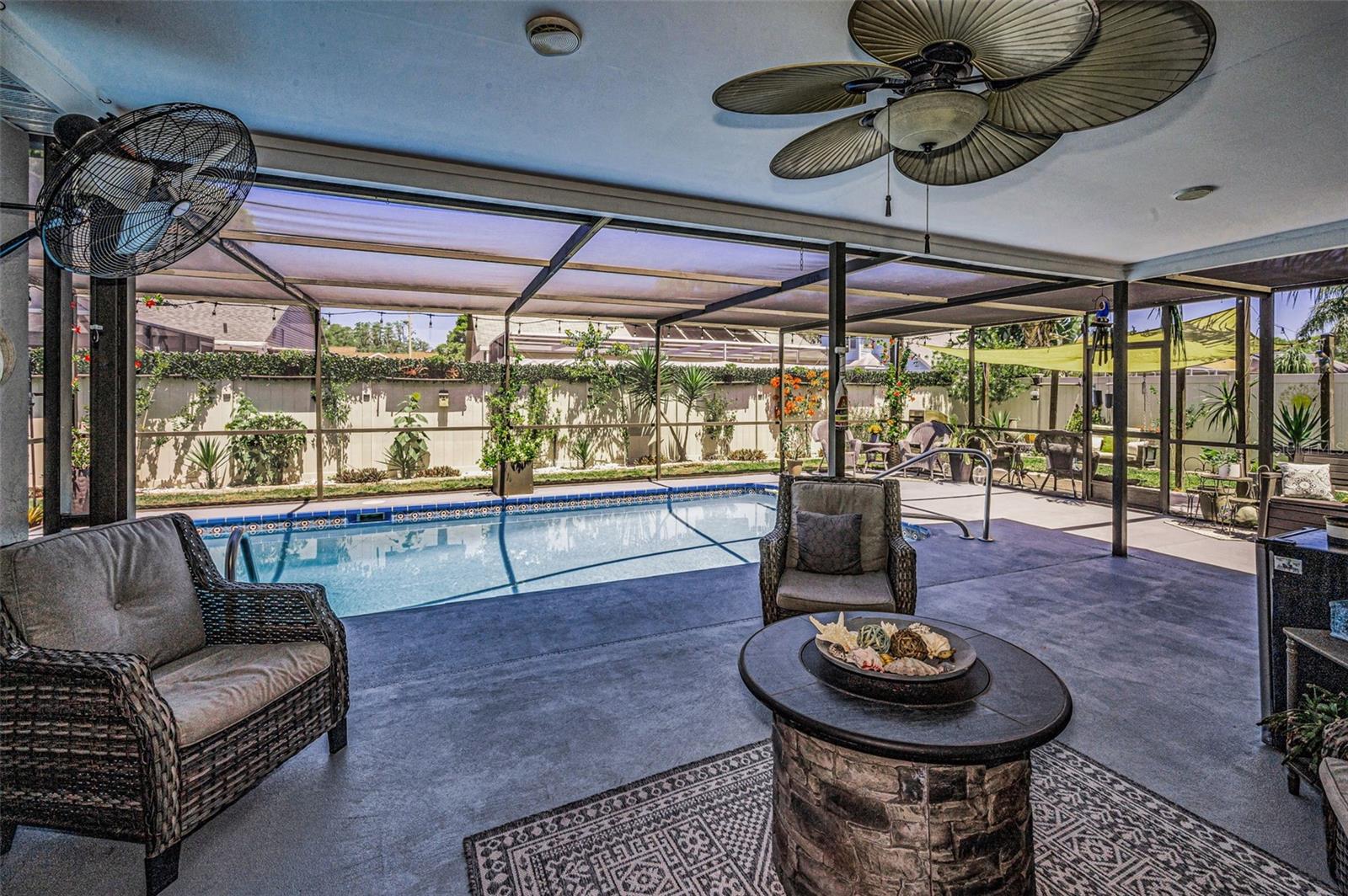 Image 45 of 67 For 9525 Via Segovia