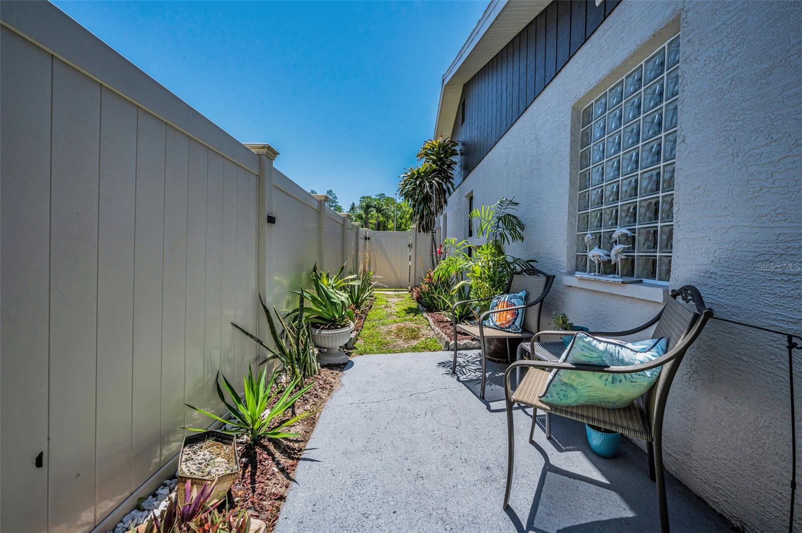 Image 66 of 67 For 9525 Via Segovia