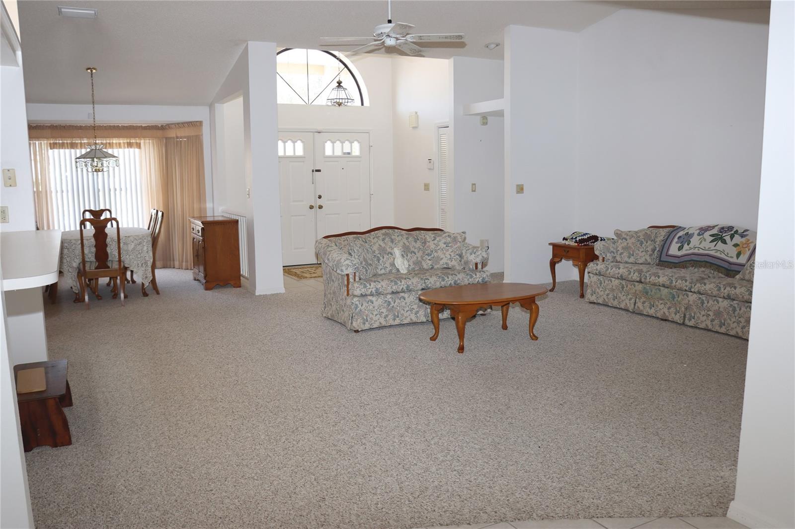 Image 30 of 73 For 1514 Overland Drive