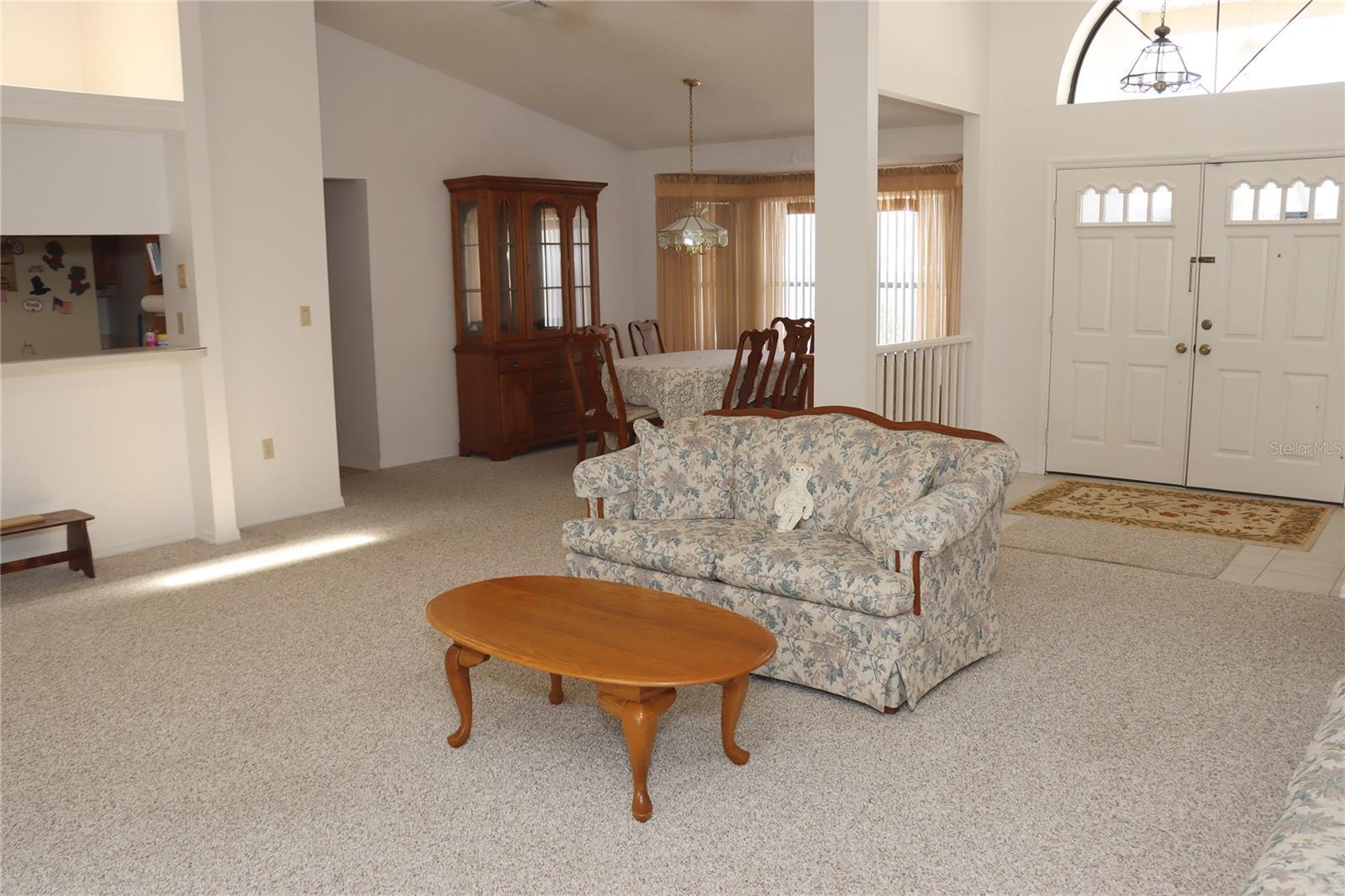Image 33 of 73 For 1514 Overland Drive