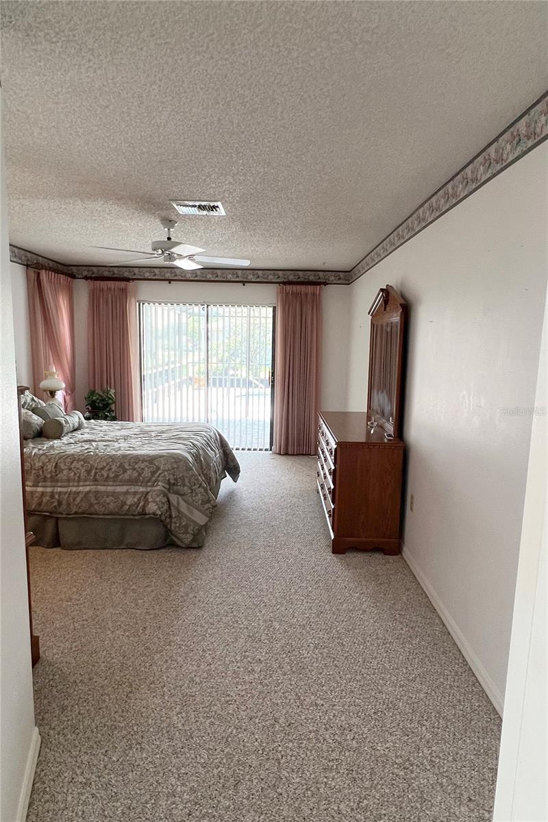 Image 47 of 73 For 1514 Overland Drive