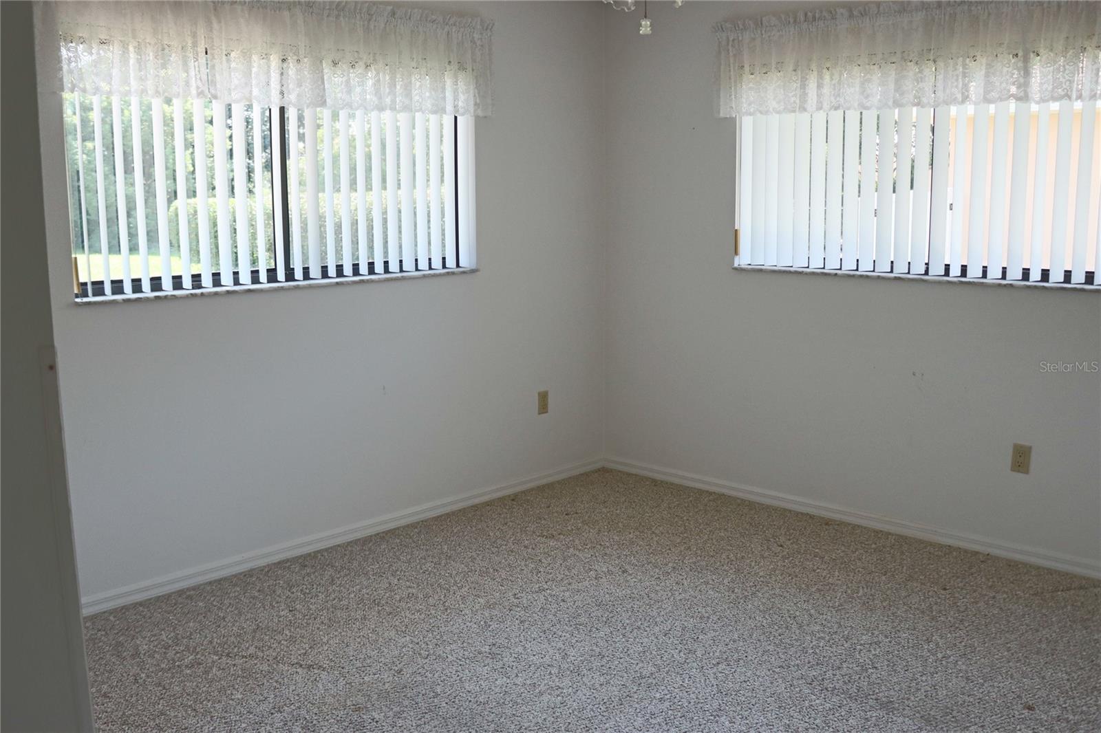 Image 55 of 73 For 1514 Overland Drive