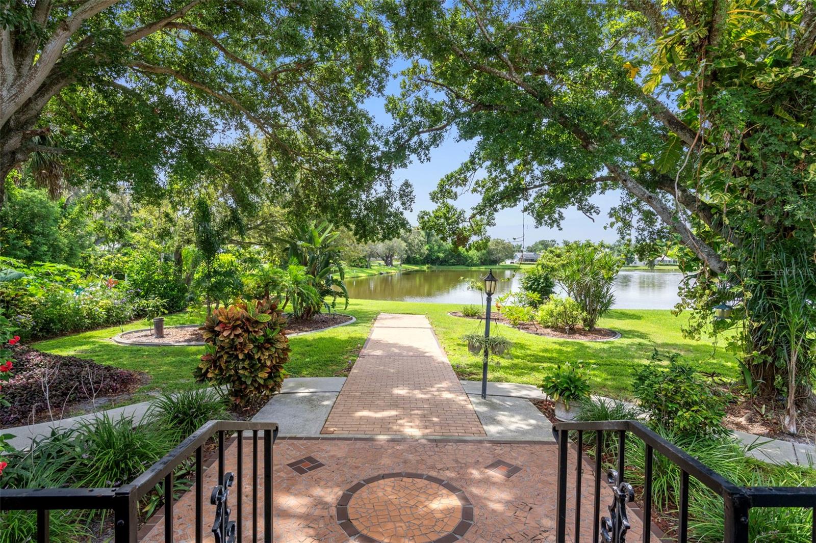 Image 4 of 53 For 2932 Windridge Drive