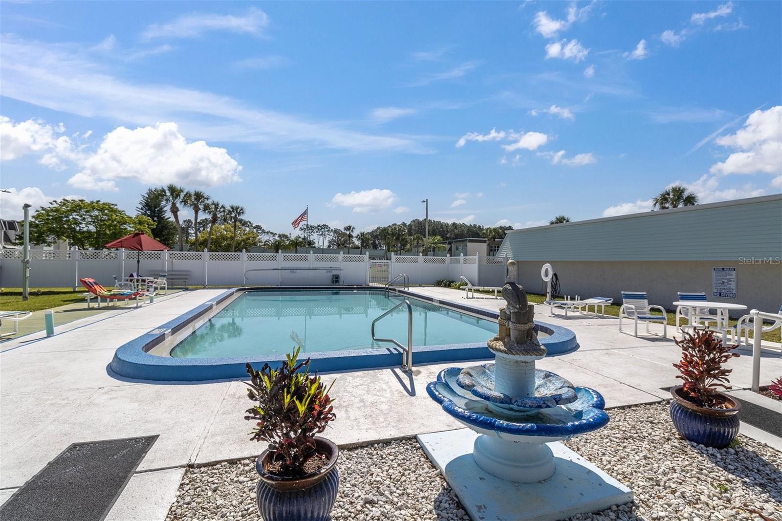 Image 24 of 28 For 5419 Palm Drive  130