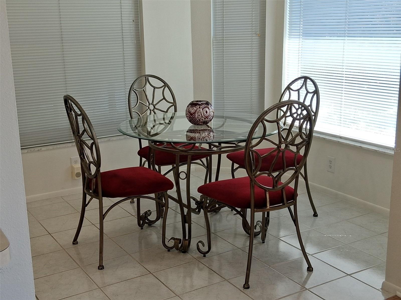 Image 17 of 28 For 9142 Cotswald Way 86