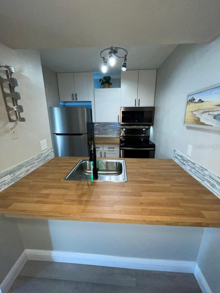 Image 14 of 36 For 1799 Highland Avenue 172