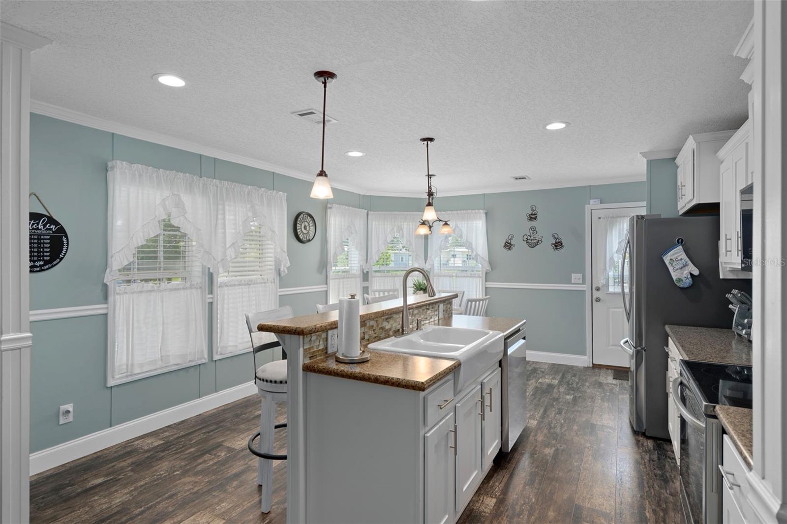 Image 14 of 48 For 8474 Moonlight Avenue