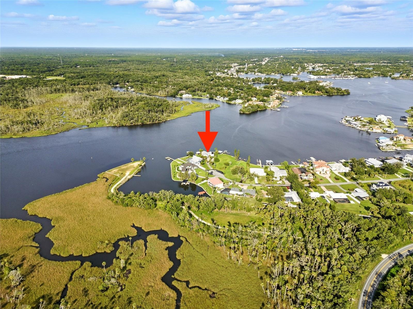 Listing photo id 52 for 2435 Watersedge Drive