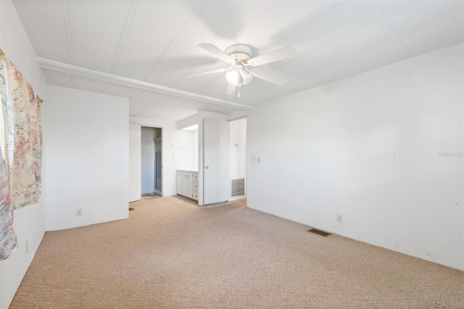 Image 19 of 30 For 12191 Club House Road