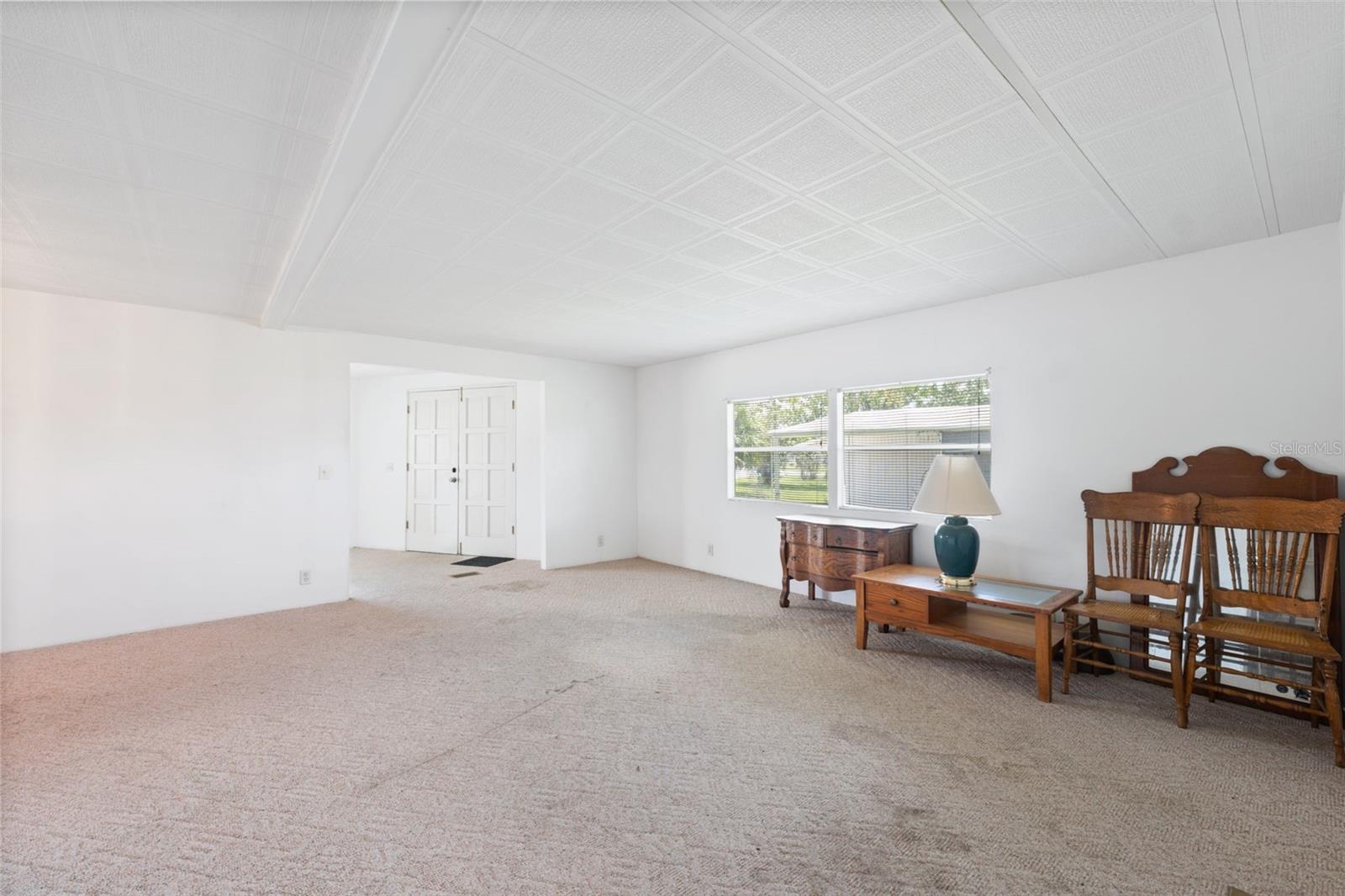 Image 9 of 30 For 12191 Club House Road