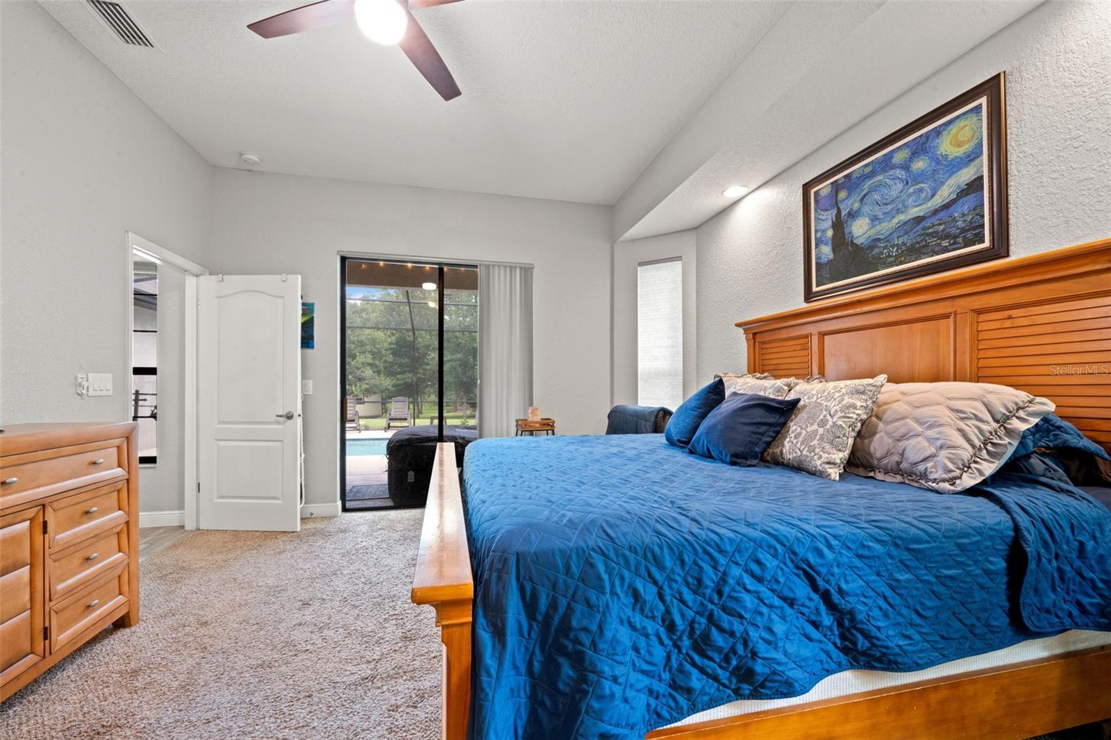 Image 30 of 53 For 16325 Palacky Street