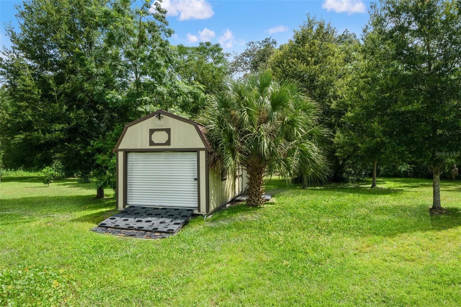 Image 42 of 53 For 16325 Palacky Street