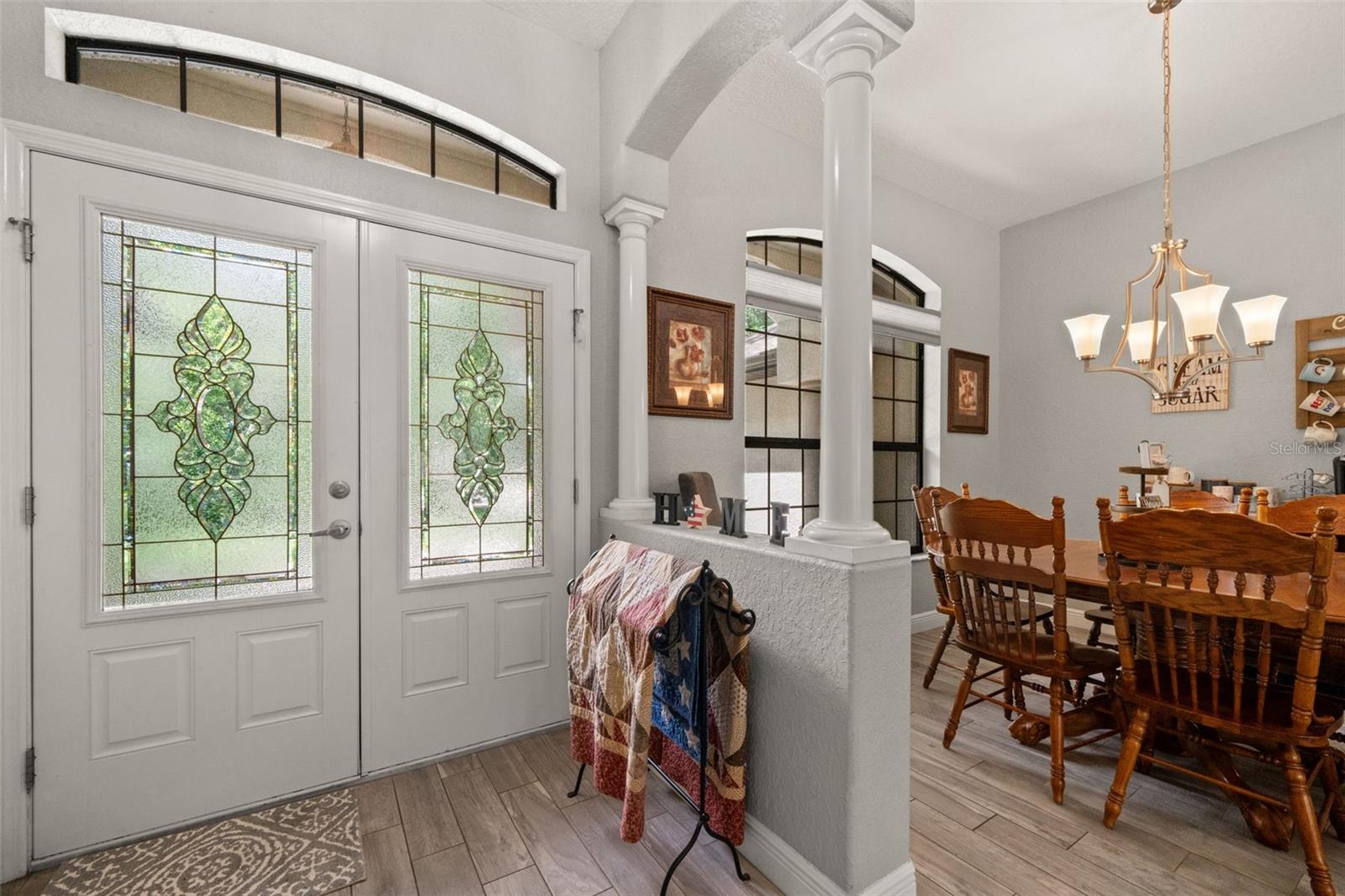 Image 7 of 53 For 16325 Palacky Street