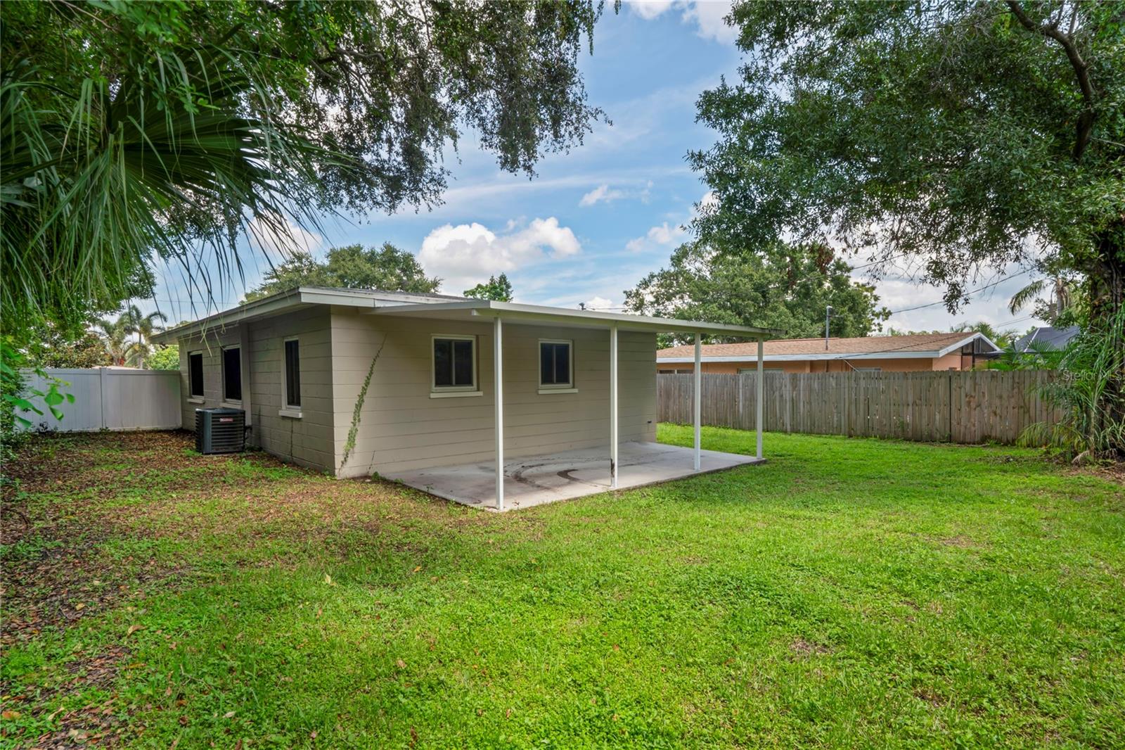 Image 19 of 23 For 1313 Barry Street