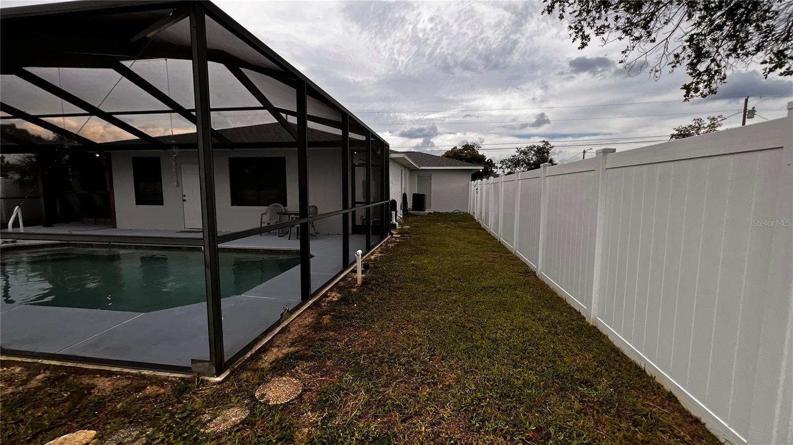 Image 19 of 21 For 10307 Gifford Drive