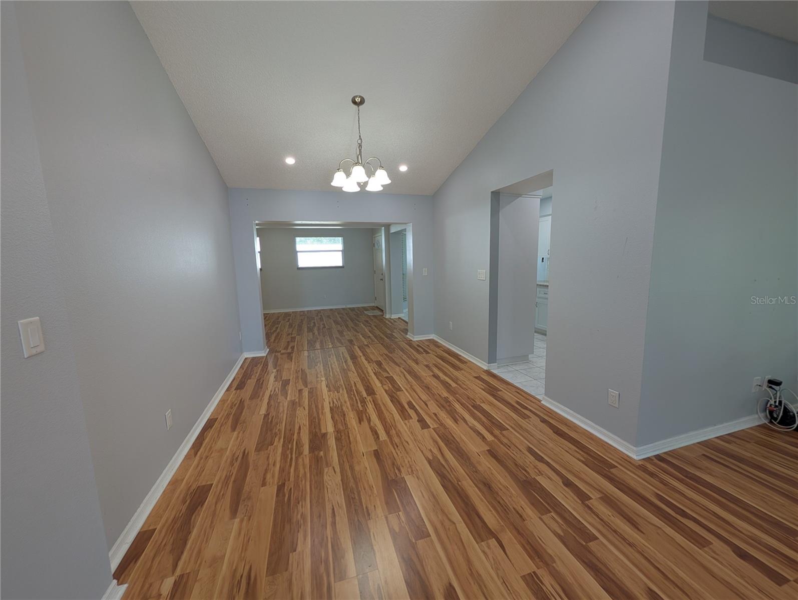Image 10 of 51 For 196 Hunter Court