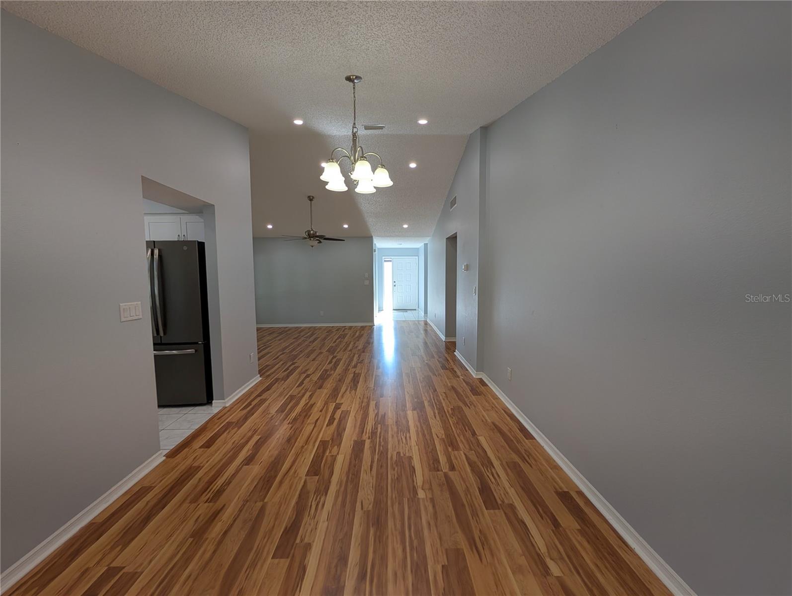 Image 11 of 51 For 196 Hunter Court