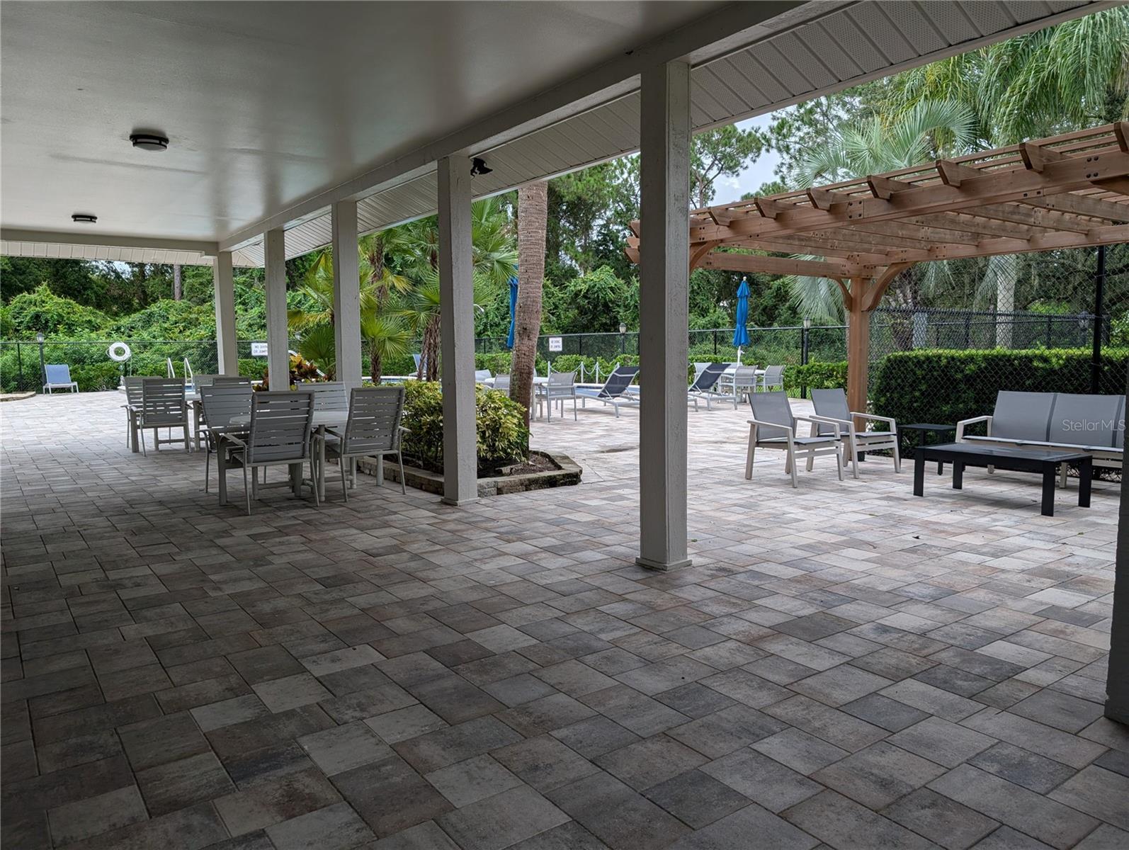 Image 50 of 51 For 196 Hunter Court