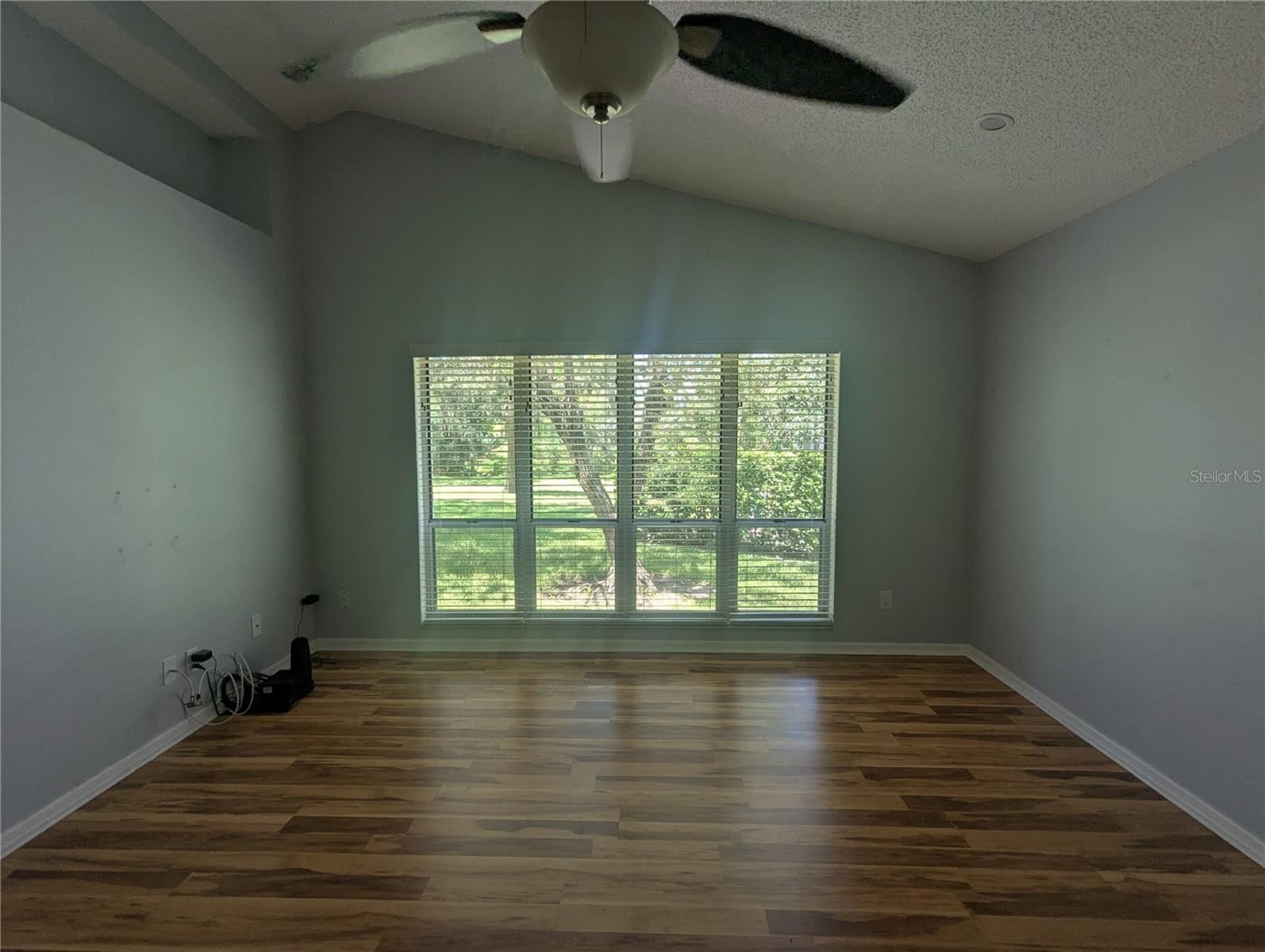 Image 6 of 51 For 196 Hunter Court