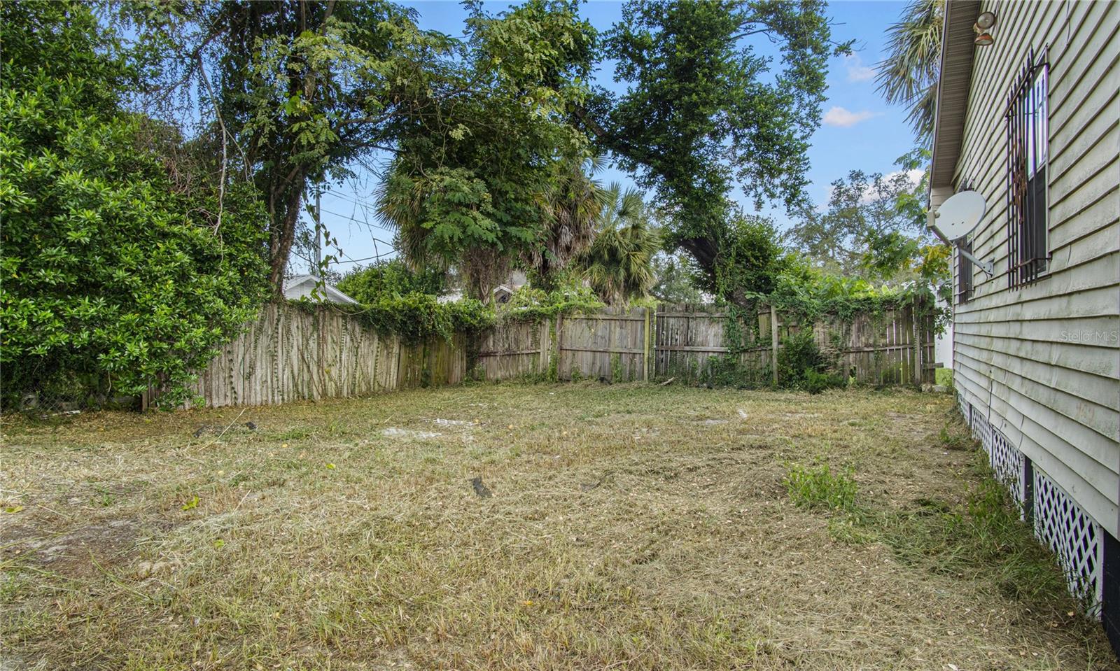Image 21 of 26 For 3714 57th Street