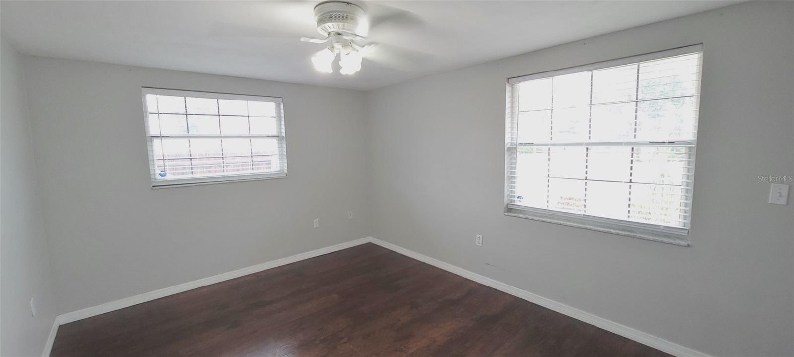 Image 13 of 20 For 11241 Linden Lane