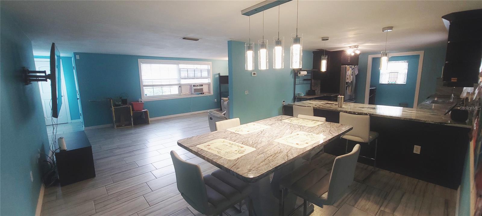 Image 6 of 20 For 11241 Linden Lane