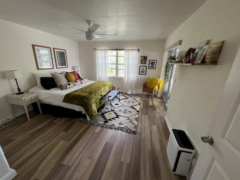 Image 22 of 49 For 9485 Hamlin Boulevard 8