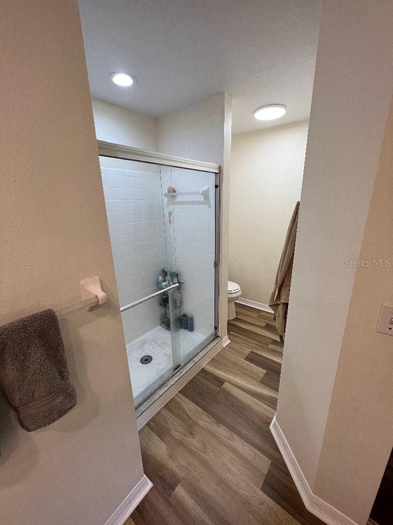 Image 33 of 49 For 9485 Hamlin Boulevard 8