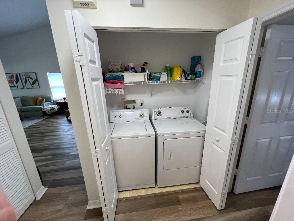 Image 37 of 49 For 9485 Hamlin Boulevard 8