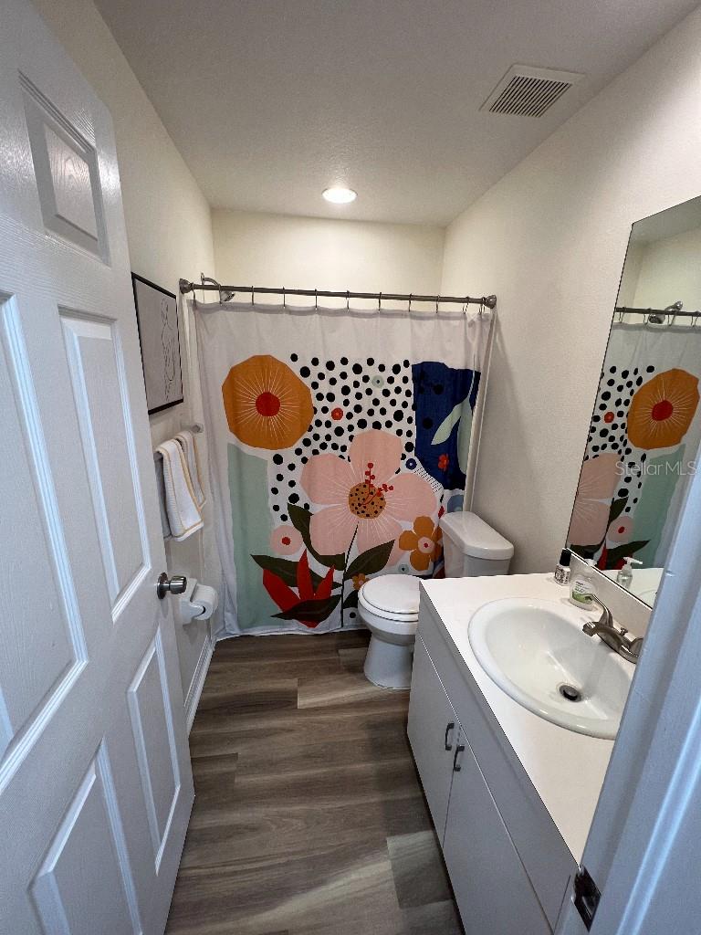 Image 38 of 49 For 9485 Hamlin Boulevard 8