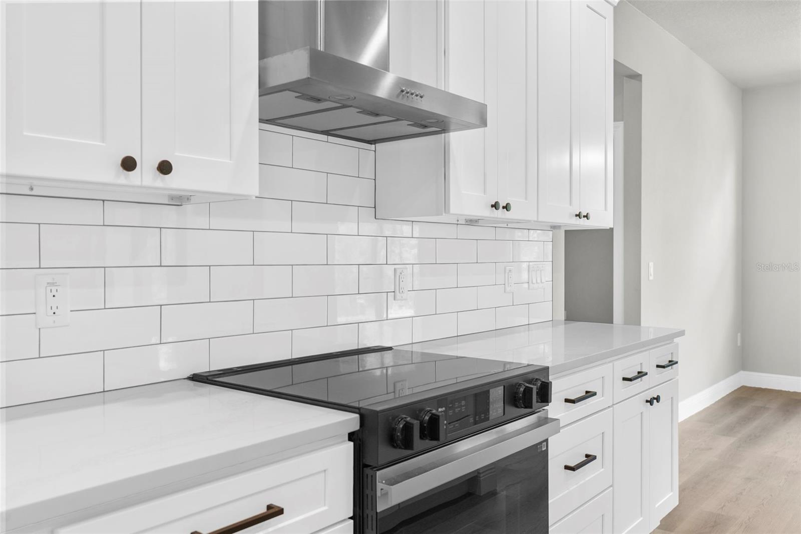 Listing photo id 15 for 3 Lupine Street