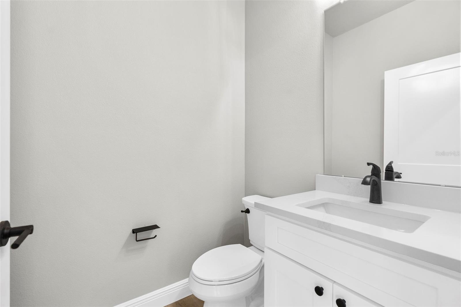 Listing photo id 18 for 3 Lupine Street