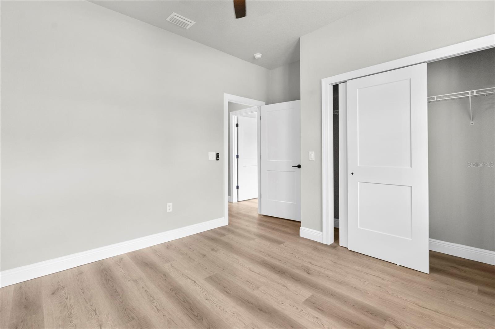 Listing photo id 26 for 3 Lupine Street