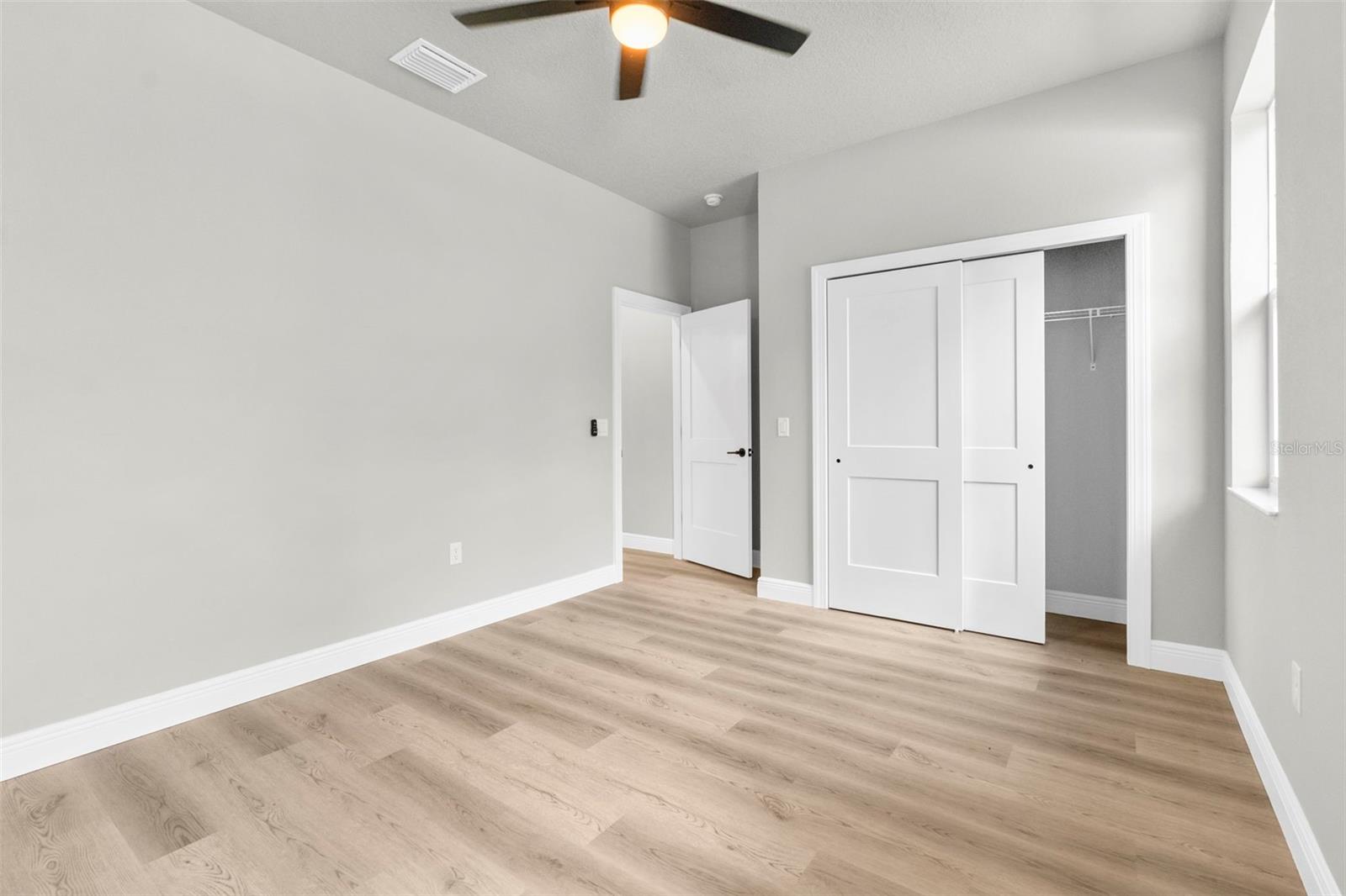 Listing photo id 29 for 3 Lupine Street
