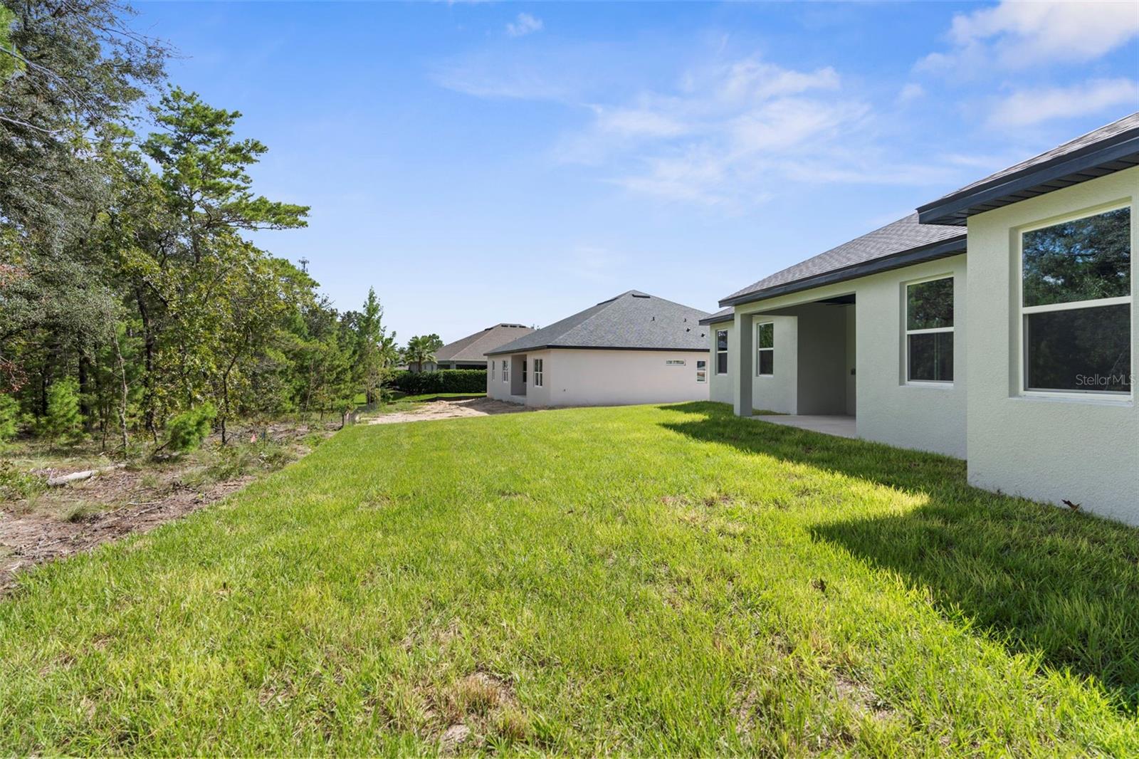 Listing photo id 33 for 3 Lupine Street