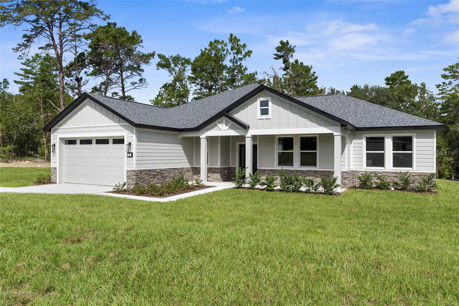 Listing photo id 42 for 3 Lupine Street