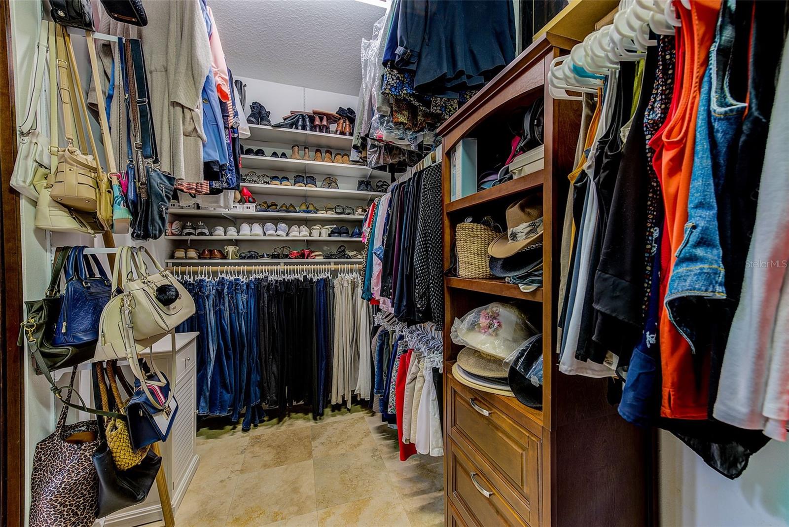 Image 33 of 82 For 7714 Aralia Way