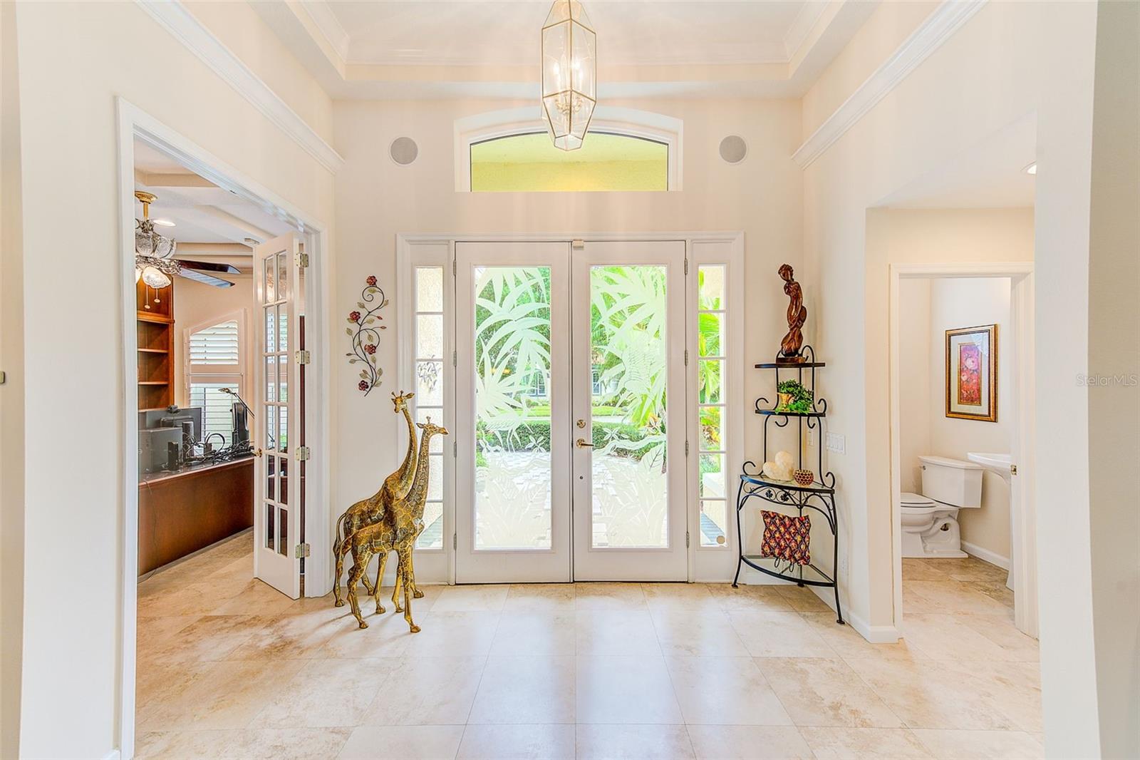 Image 4 of 82 For 7714 Aralia Way