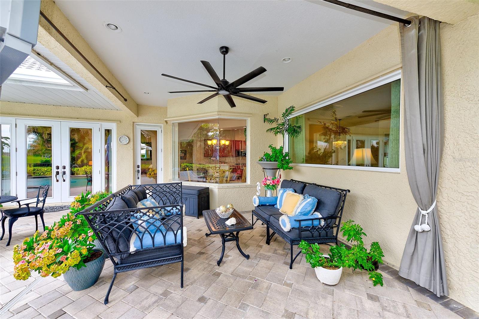 Image 46 of 82 For 7714 Aralia Way