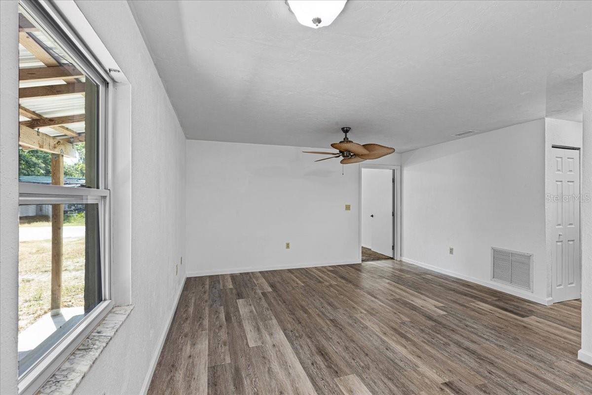 Image 10 of 21 For 308 152nd Street