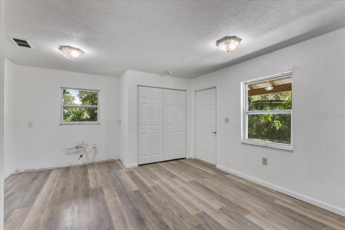 Image 8 of 21 For 308 152nd Street
