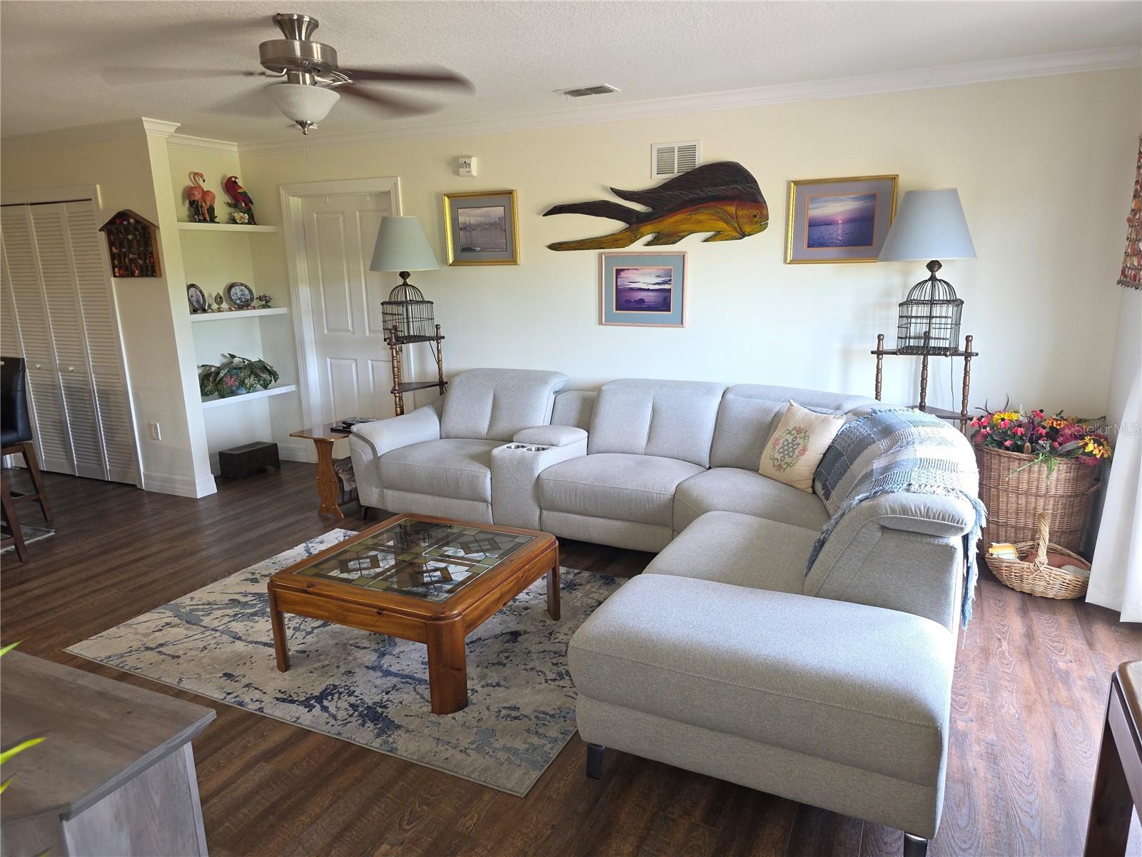 Image 10 of 37 For 8152 Southern Pines Drive